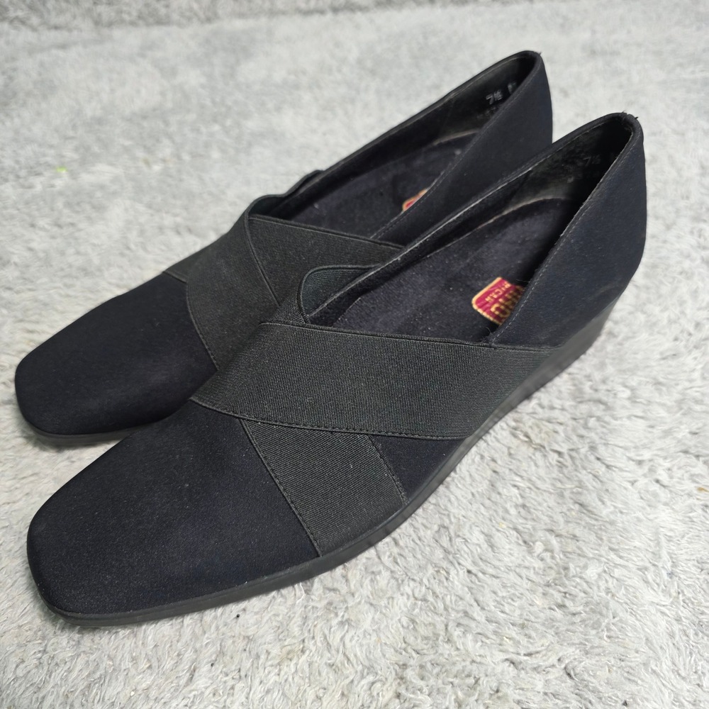 Munro American Walking Wedge Black Elastic Strap Square Toe Women 7.5N Excellent